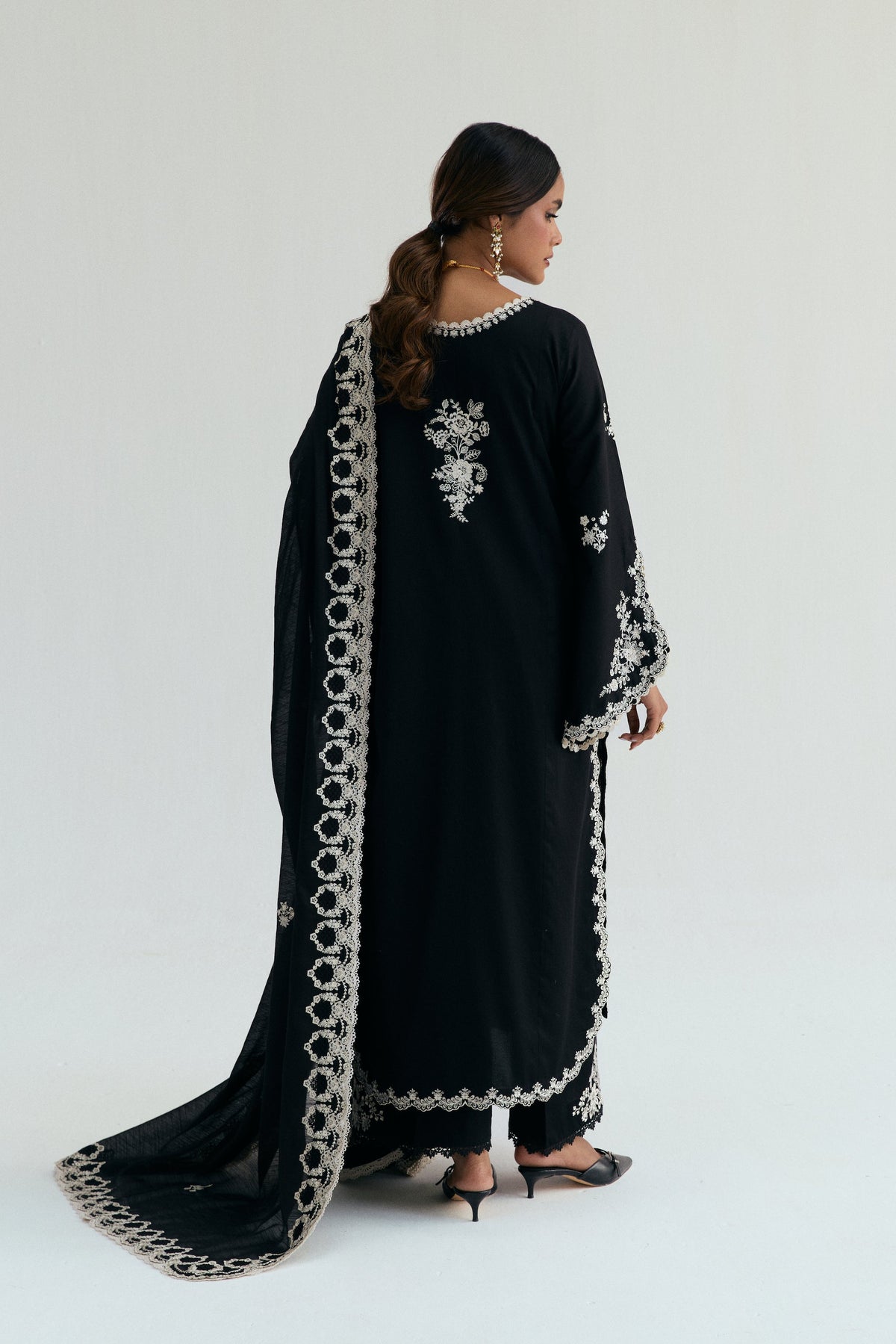 Luna Set — back view of black cotton Pakistani kameez with ivory scalloped hem and bead-detail sleeves UK