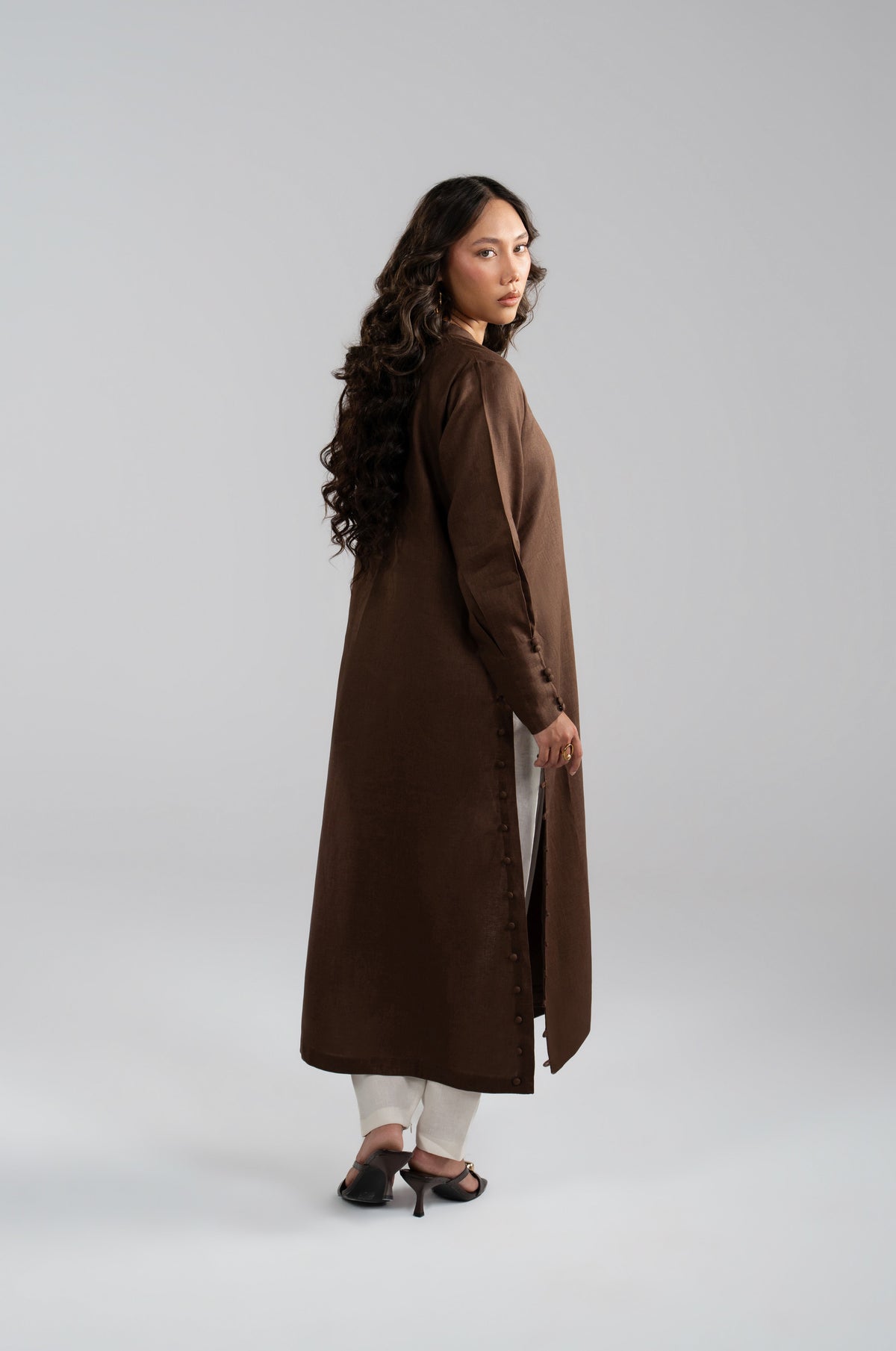 Mocha Set side view, contrast white shalwar visible