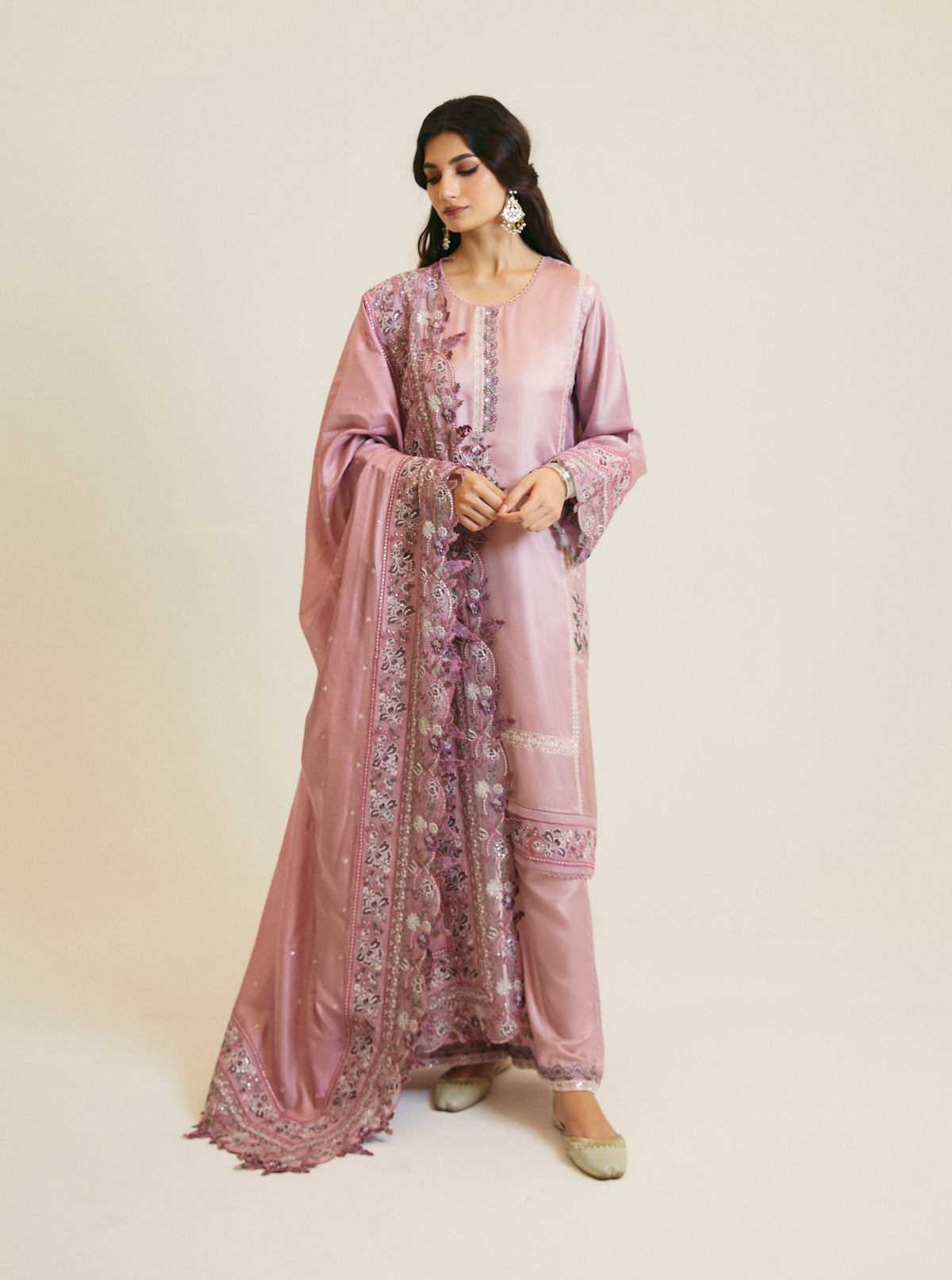 Lavender pure silk embroidered Pakistani kameez — neckline and sleeve embroidery