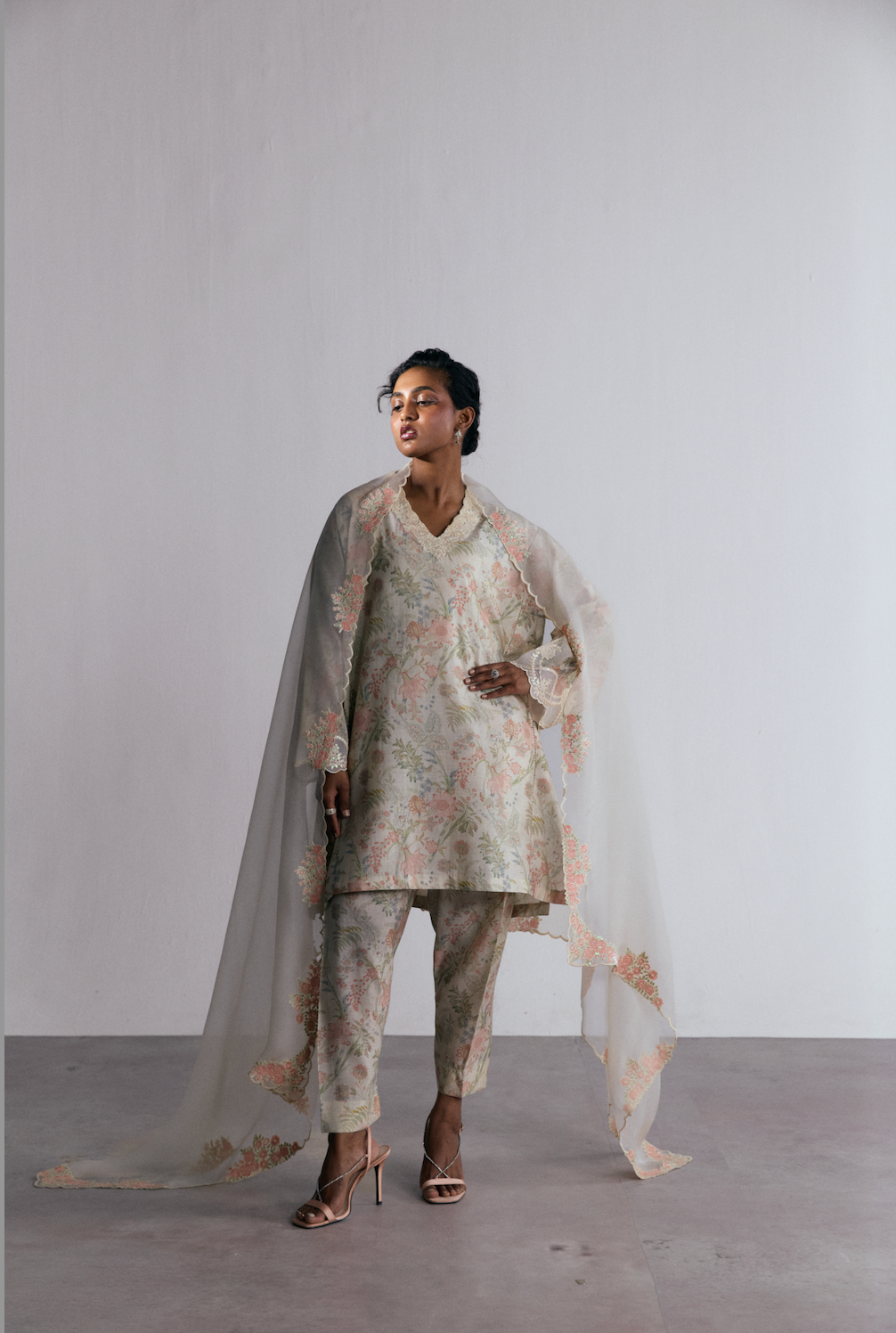 Modern Pakistani designer printed silk short kameez with V-neck and matching shalwar — Mannam ivory botanical collection